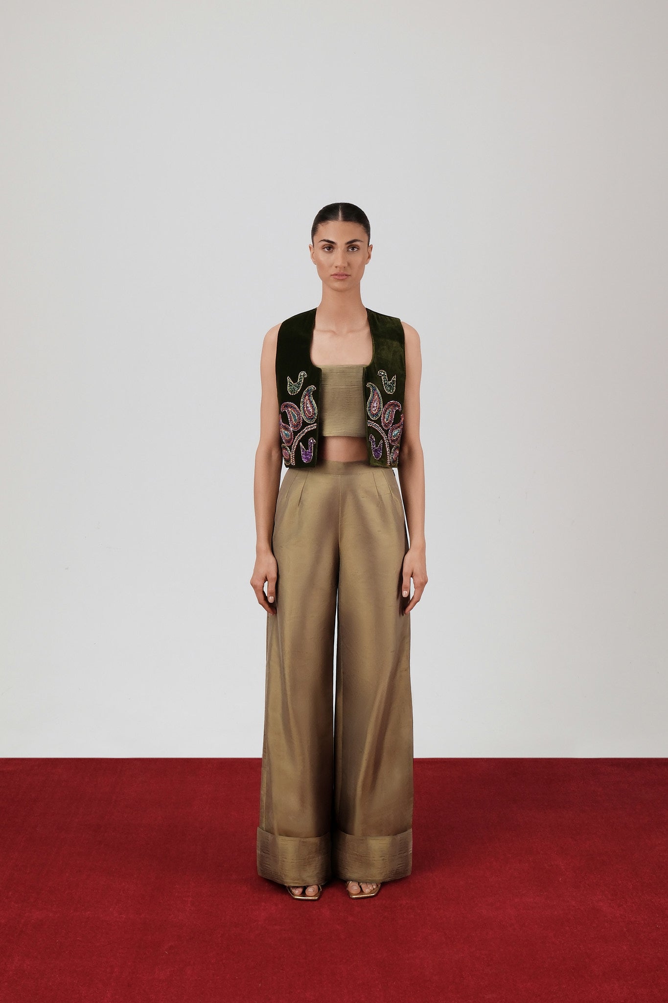 Negar Vest
