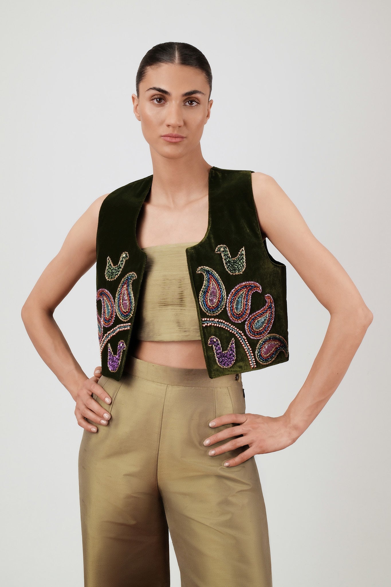 Negar Vest